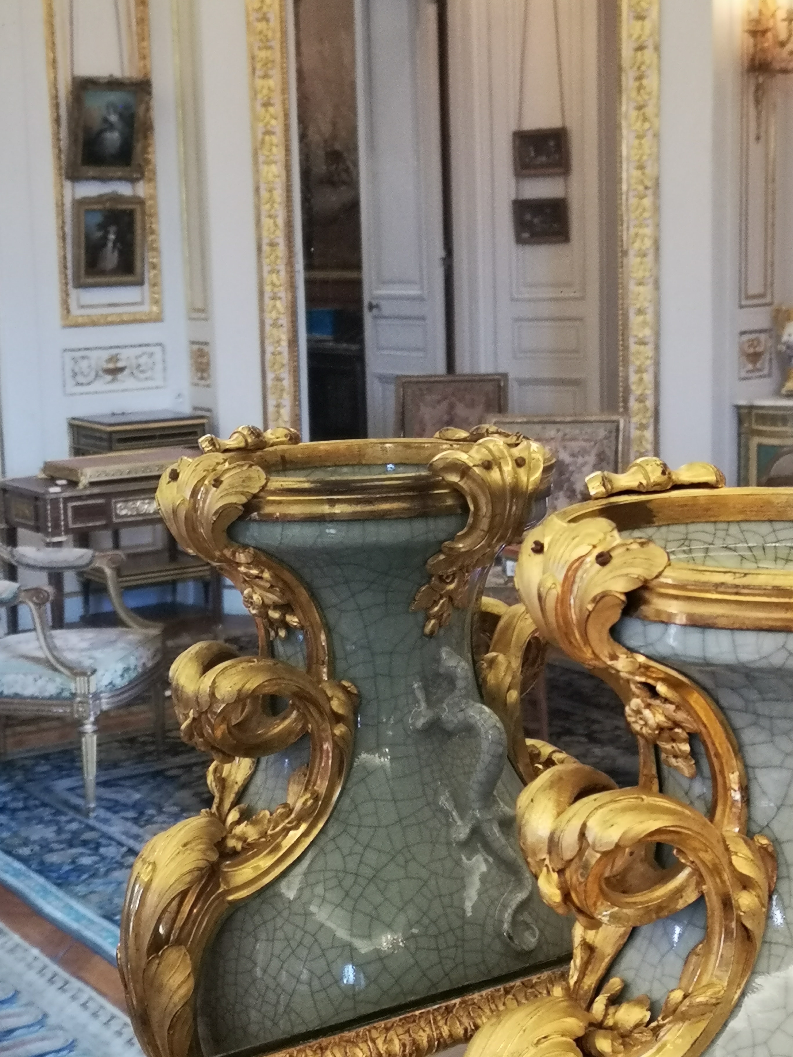 antiques.jpg